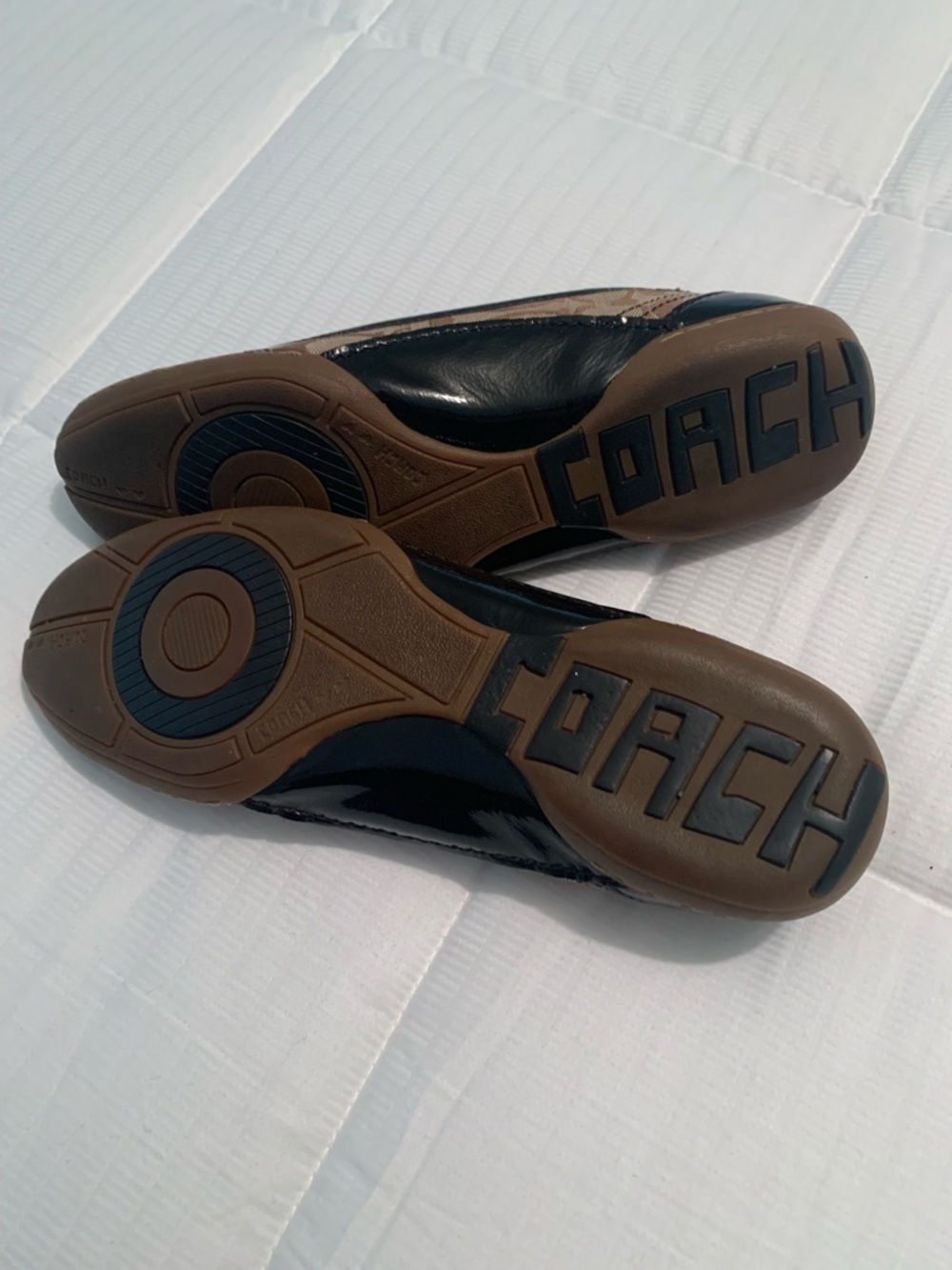 Classic Coach Ballet Flats in Brown Print - Black Leather Patent Accents Size 9 - Picture 3 of 11